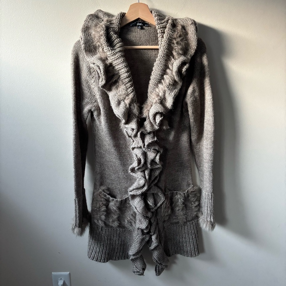 Sioni Wool and Rabbit Fur Taupe Ruffled Cardigan